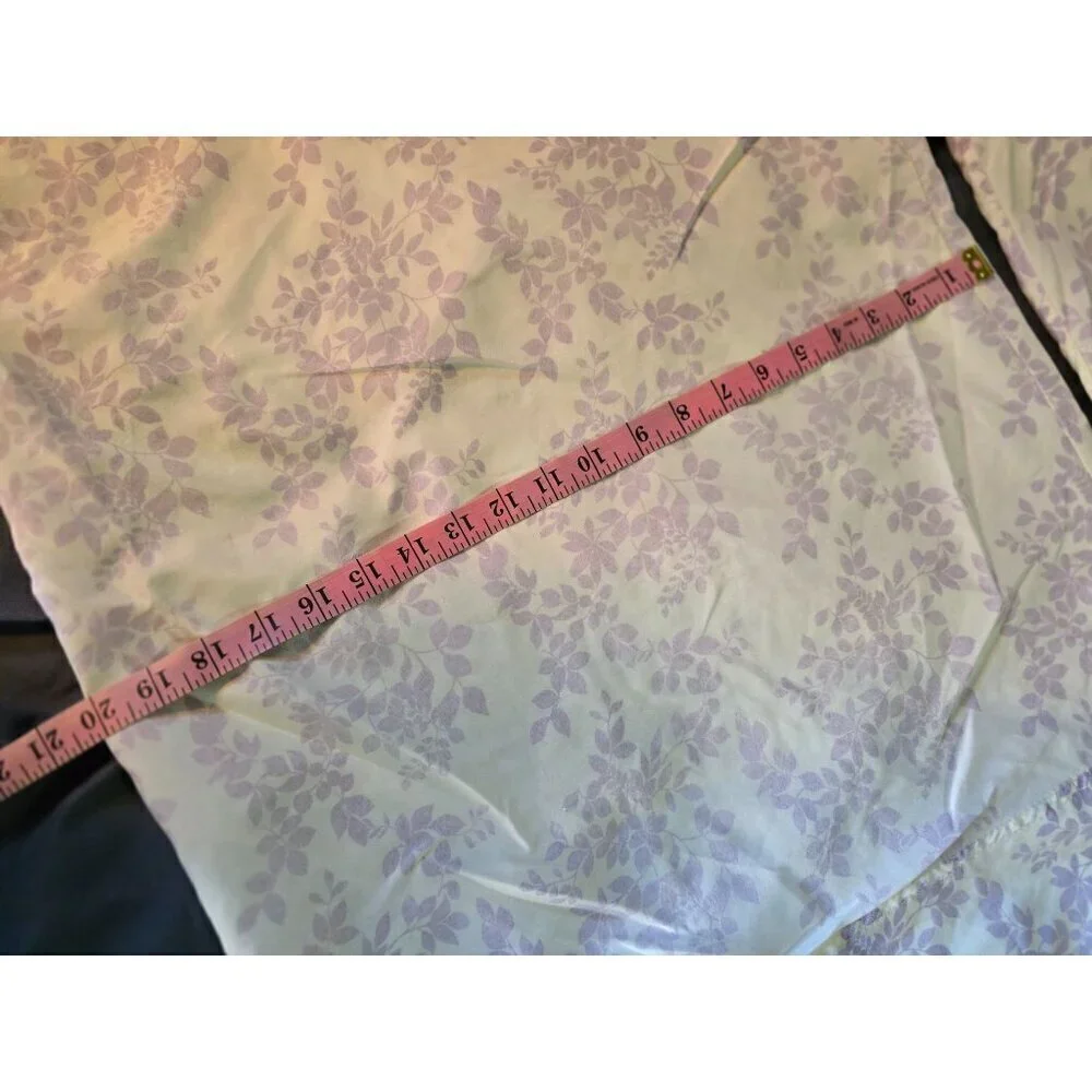 Vintage pre owned